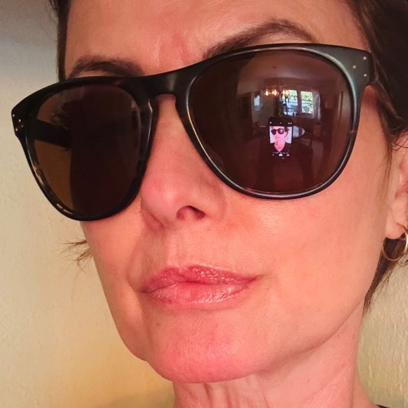 OLIVER PEOPLES/  Tortoise Shell Sunglasses/ Polarized